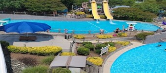 Haven House 10 Min To PTI
5 Min to Lake Jeanette
15 Min Wet N Wild Water Park