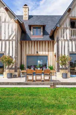 Servei de restauració a l'aire lliure