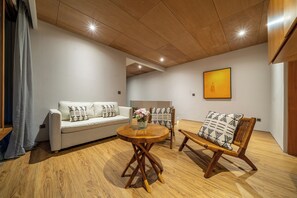 Living area - Villa Manawa by Jawatra (Badung)