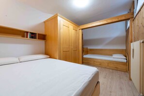 2 bedrooms, WiFi - Apartment in Fontanazzo in a quiet area (Mazzin)