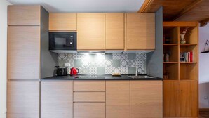 Fridge, microwave, dishwasher, toaster