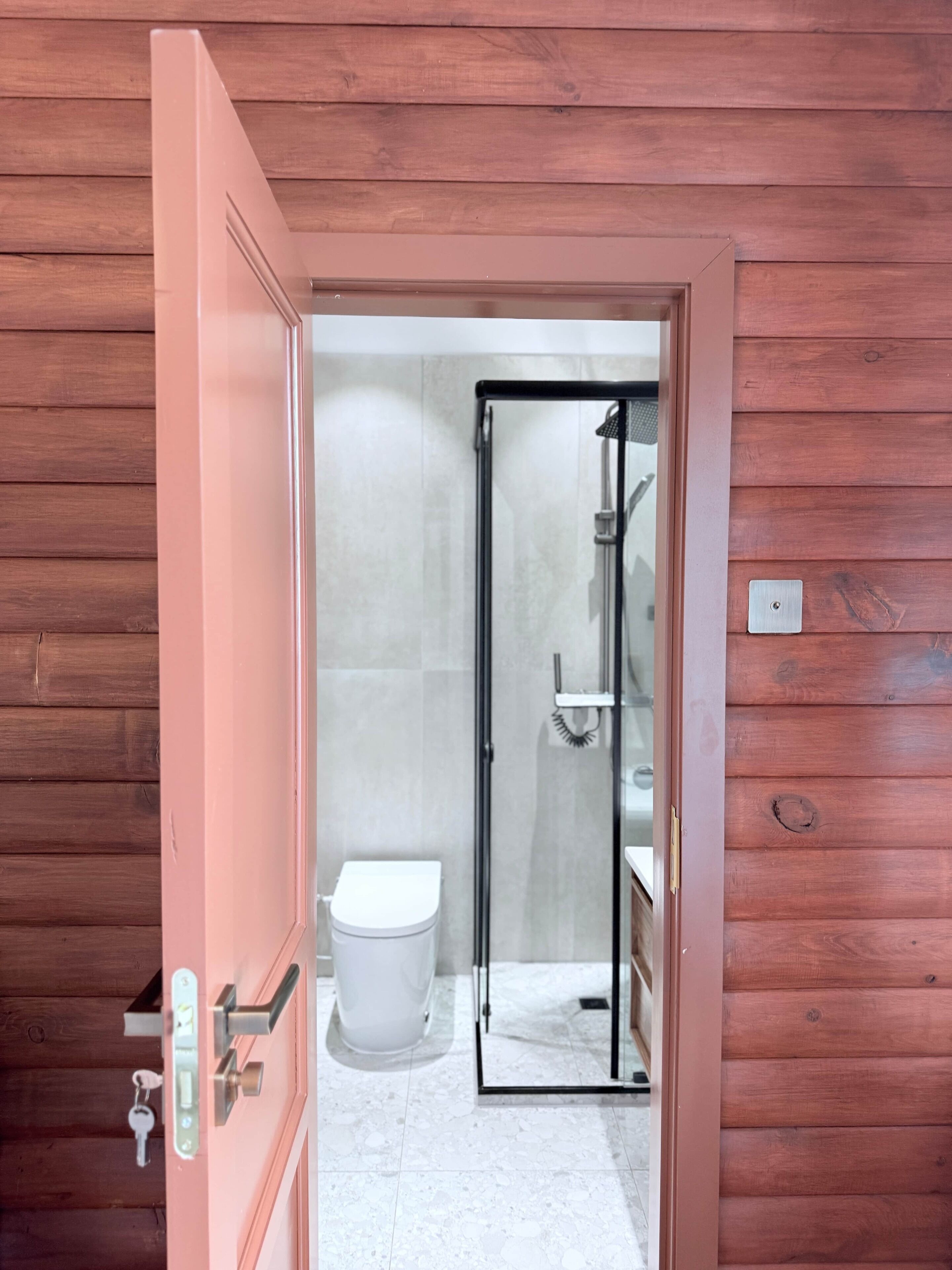 Hårføner og håndklær