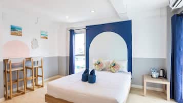 Deluxe Room | Desk, laptop workspace, free WiFi, bed sheets
