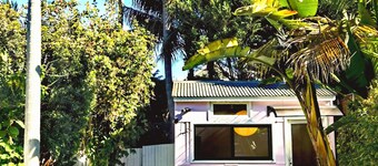 Boutique Artistic Home-Near North Syd & Kirribilli