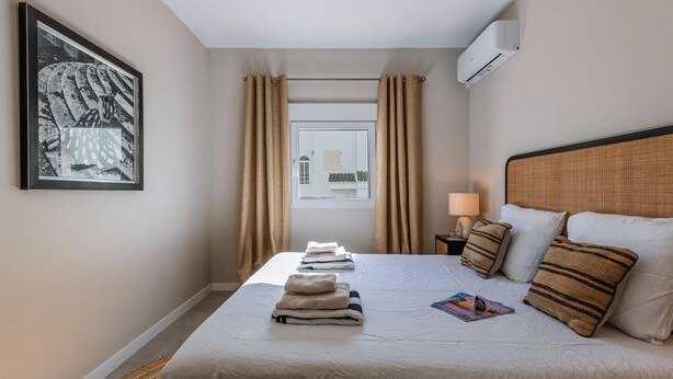 2 bedrooms, WiFi, bed sheets