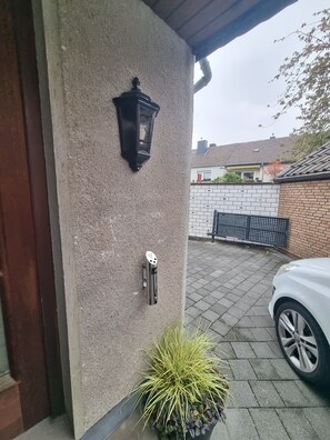 تفاصيل الفندق من الخارج