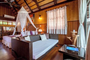 Deluxe Room, Ocean View, Beachside | Desk, laptop workspace, free WiFi, bed sheets - Lankayan Island Dive Resort (Sandakan)