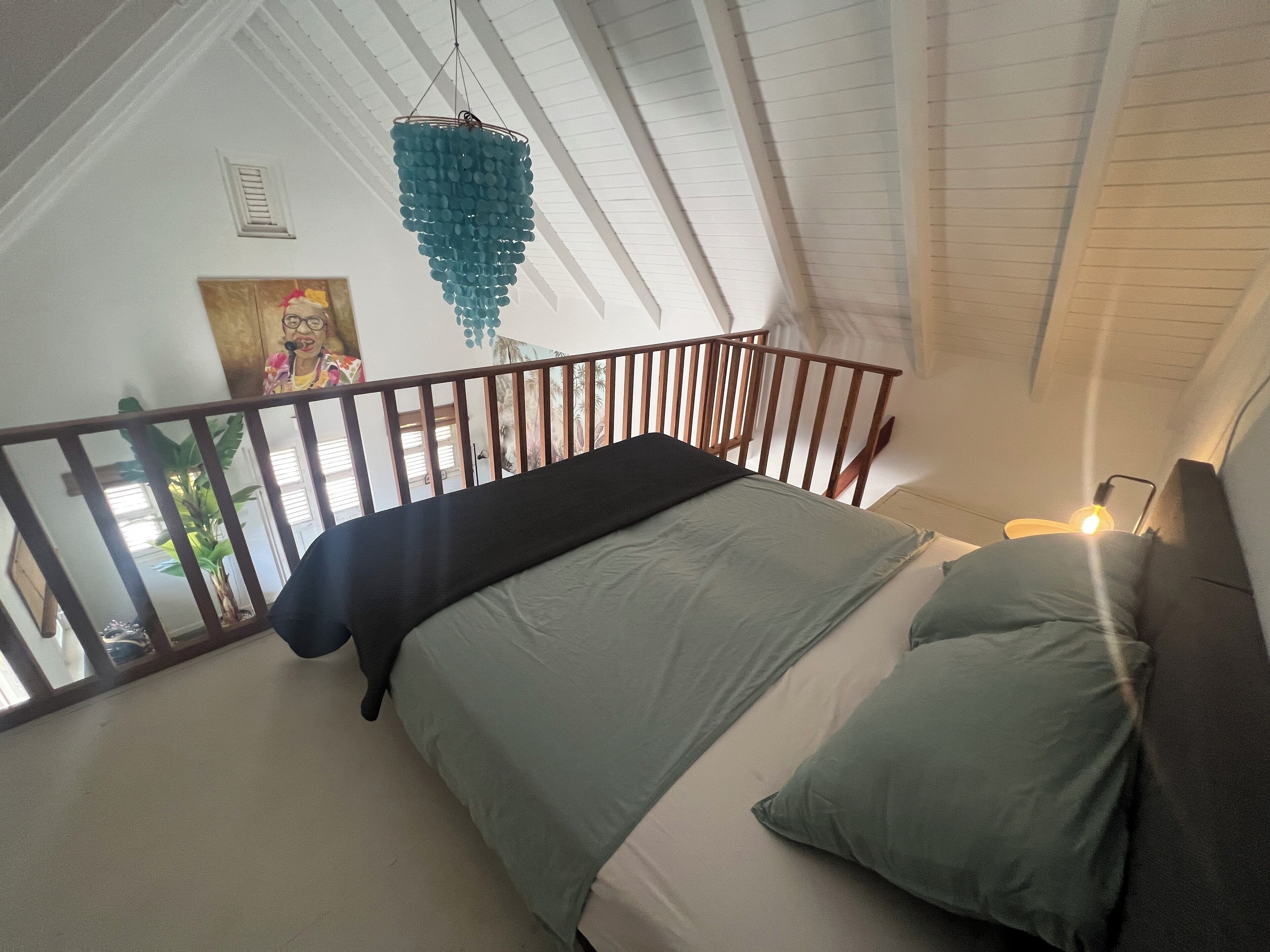 2 عدّة غرف نوم وواي فاي وملاءات أسرّة