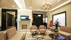 Lobby sitting area - THE ELET (Amritsar)