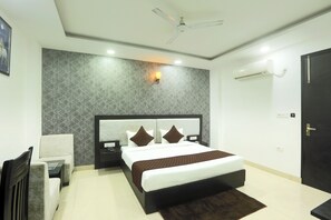 Deluxe Double Room, City View | Free WiFi