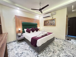 Deluxe Room | Laptop workspace, free WiFi - All Season Residency (Port Blair)