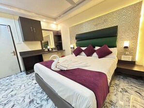 Deluxe Room | Laptop workspace, free WiFi - All Season Residency (Port Blair)