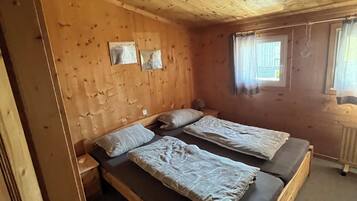 4 habitaciones, wifi y ropa de cama