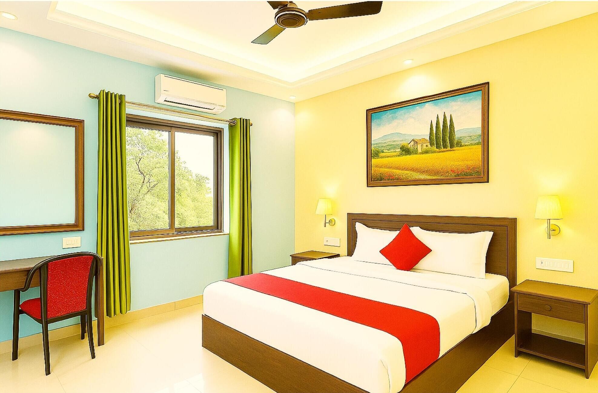 ملاءات للفراش لا تسبب الحساسية وخزنة داخل الغرفة ومكتب