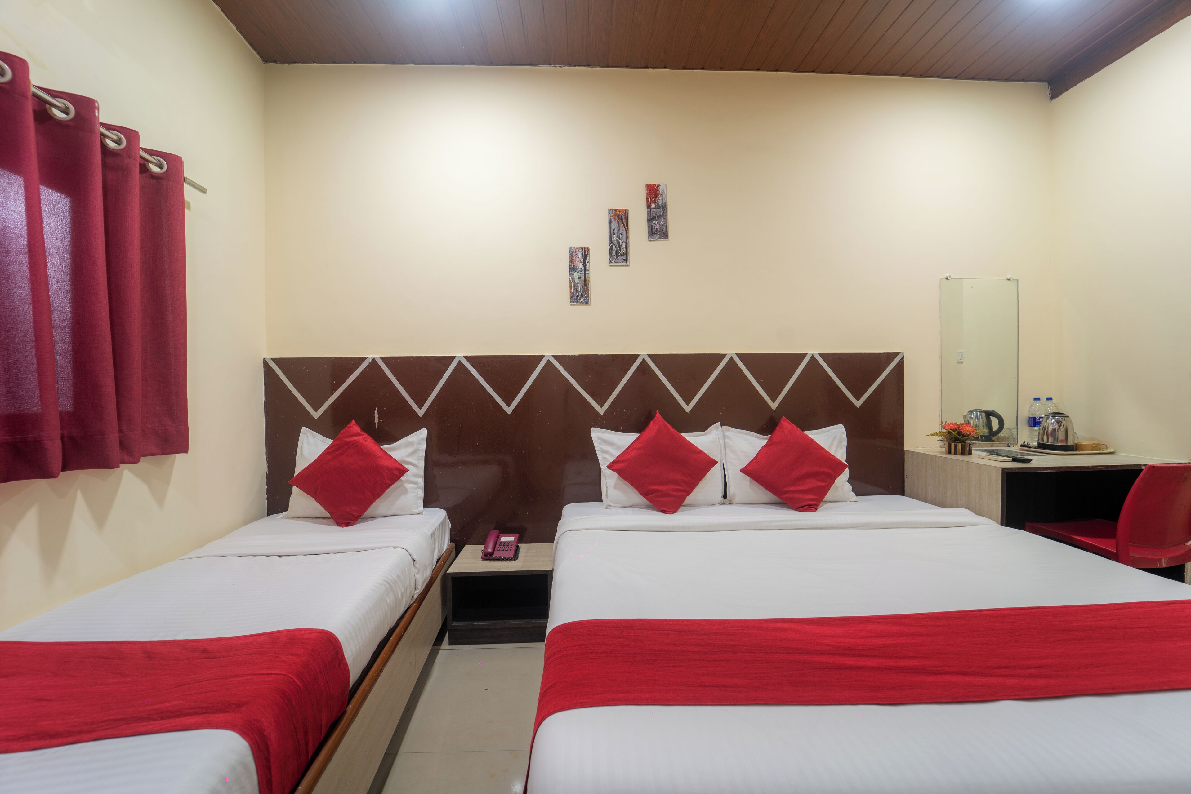 Deluxe Triple Room | Free WiFi