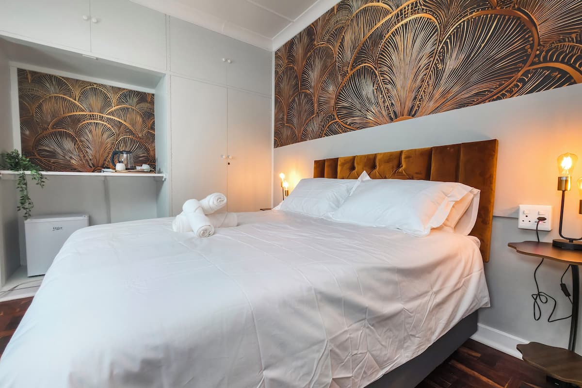 Luxury Double Room, Garden View | Egyptian cotton sheets, premium bedding, minibar, blackout drapes
