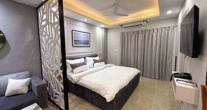 Bedchambers Apart hotel Sec 39