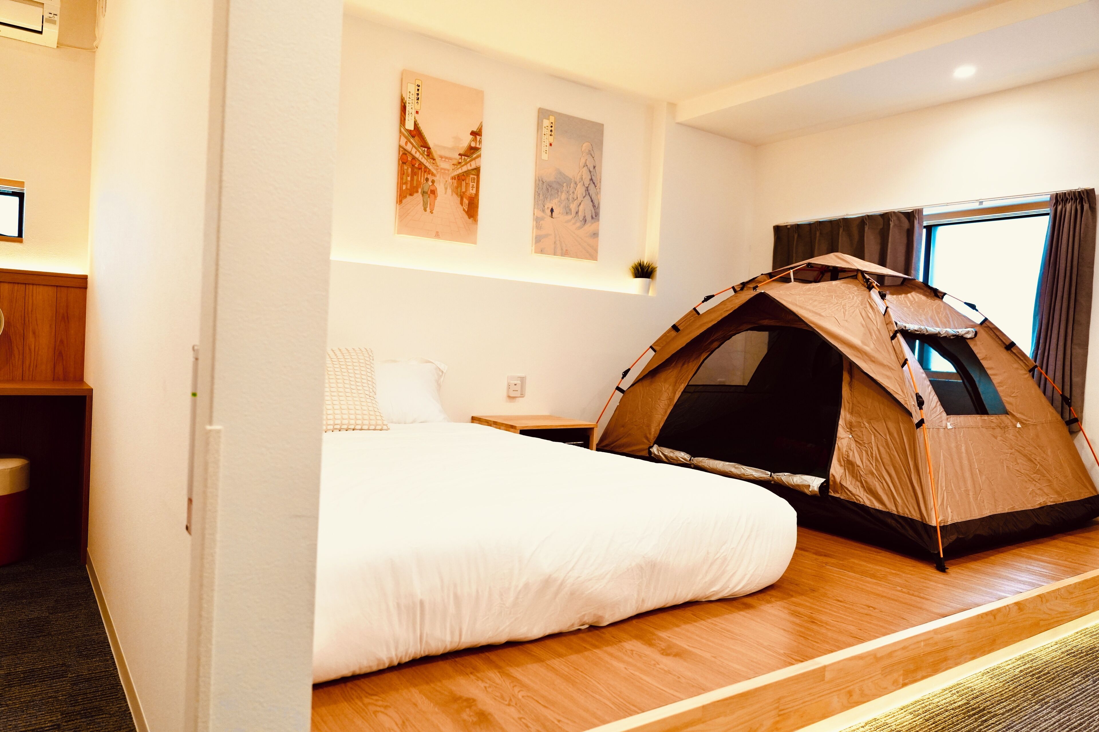 Family Tent, Non Smoking, Kitchen | In-room safe, laptop workspace, blackout drapes, soundproofing