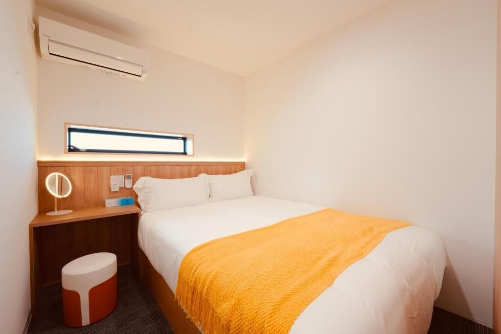 In-room safe, laptop workspace, blackout drapes, soundproofing