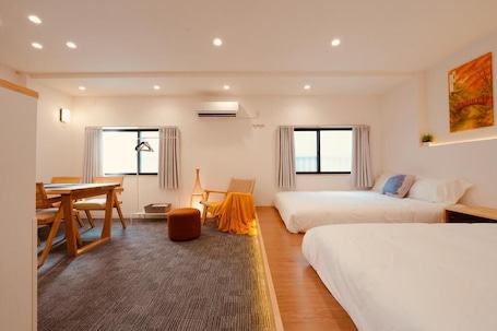 In-room safe, laptop workspace, blackout drapes, soundproofing