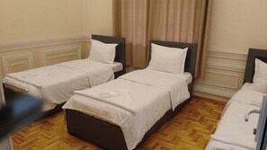 Standard Triple Room | Free WiFi - New Friends Mini Hotel (Tashkent)