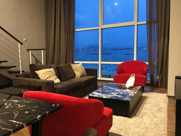 Living area - Urbano Luxury Homestay at Maritime (George Town)