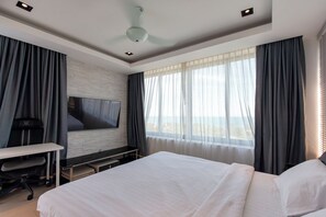 Free WiFi - Seaview Hillside 3BR Infinity Pool V254 (Koh Samui)