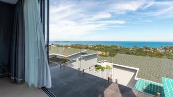 Villa, Balcony, Bay View | Balcony view