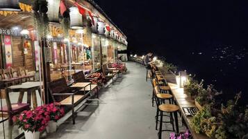 Free daily local cuisine breakfast