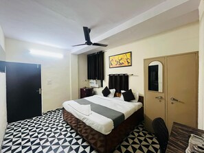 Deluxe Double Room, City View | Free WiFi