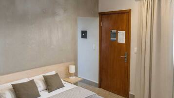 1 soverom, internettilgang og sengetøy