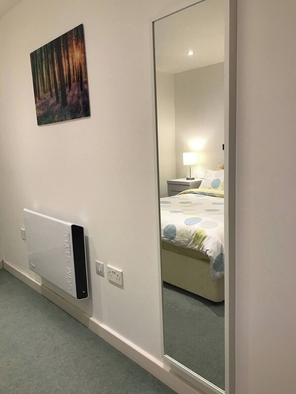 1 bedroom, iron/ironing board, Internet, bed sheets