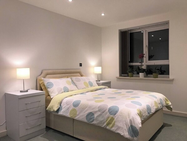 1 Schlafzimmer, Bügeleisen/Bügelbrett, Internetzugang, Bettwäsche