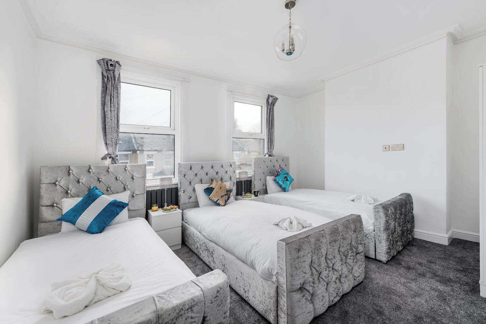 2 bedrooms, iron/ironing board, Internet, bed sheets