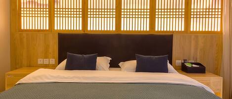 11 bedrooms, Internet, wheelchair access