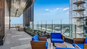 Interior - 2 Luxury Condos, 1 Block From Rainey St New High Rise w/ Rooftop Pool & Gym (Austin)