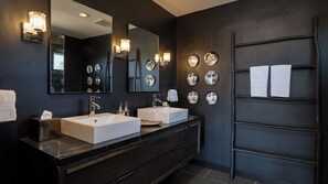 House (6 Bedrooms) | Interior - Iconic 6BR Desert Retreat w/ Pool, Pickleball & Fire Pit Joshua Tree Mansion by Avantstay (Joshua Tree)