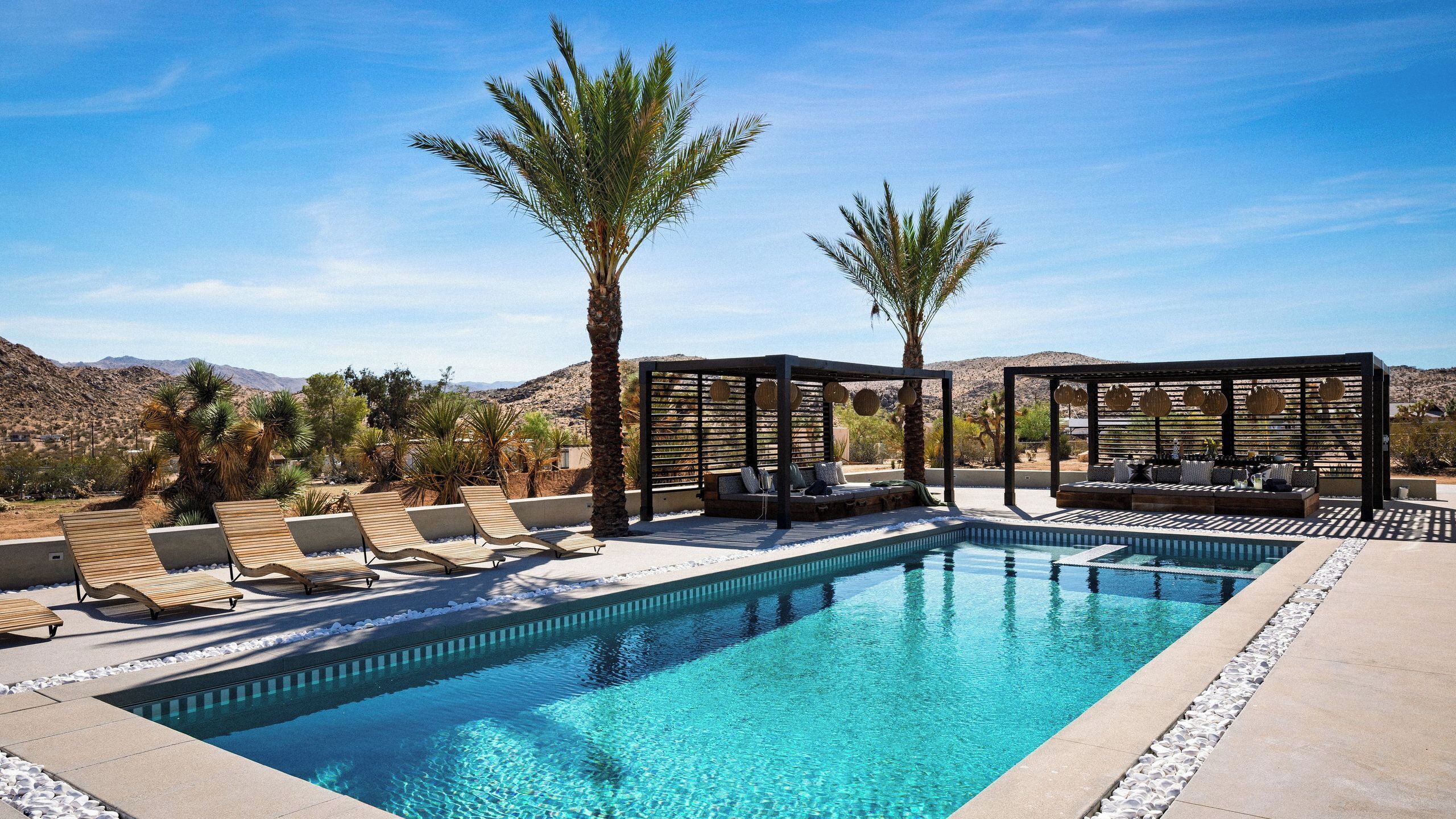 House (6 Bedrooms) | Interior