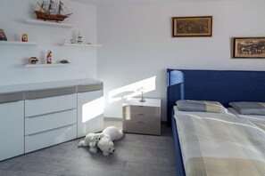 2 bedrooms, free WiFi