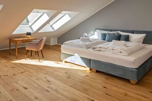 2 Schlafzimmer, Bügeleisen/Bügelbrett, kostenloses WLAN