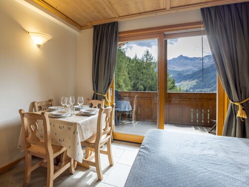 Lovely apartment for 4 guests with WIFI, TV, terrace and pets allowed