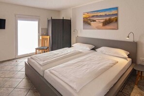 3 chambres, fer et planche à repasser, Wi-Fi gratuit