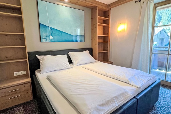 Holz, Interior Design, Schlafzimmer, Fussboden, Bett, Flooring, Zimmer, Möbel, Bettdecke, Bedding