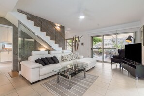 Living area - Villa Calma Tauro: Golf, Beach & Relax (Mogán)