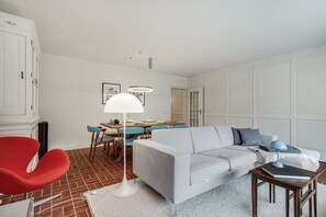 TV, table tennis, stereo - Kliiriwai 11 - Holiday home Kliiriwai 11: Comfortable retreat on Sylt with (Sylt, OT Keitum)