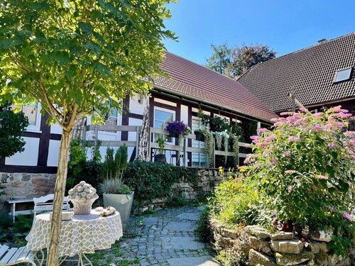 Lovely apartment for 2 guests with WIFI, TV, balcony and pets allowed