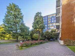 Property grounds - Lovely apartment for 2 guests with WIFI, A/C, TV, balcony and pets allowed (Milan)