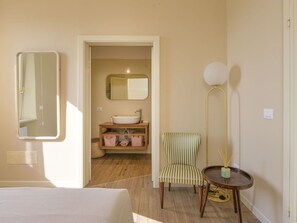 5 bedrooms, free WiFi