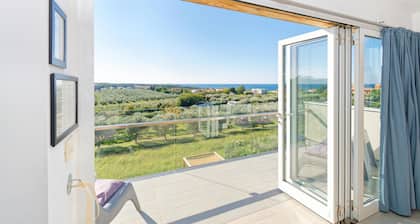 Apartment La Vista - 4 persons, sea view, pool, private parking