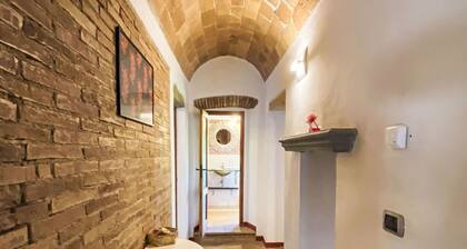 Nice apartment for 5 guests with WIFI, patio and pets allowed
